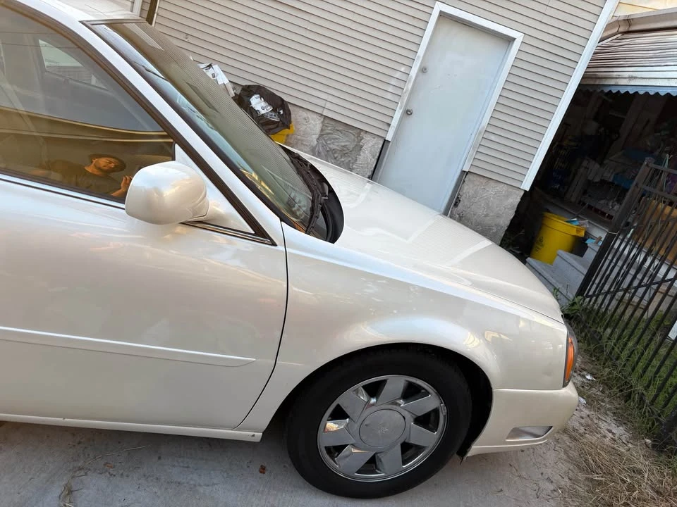 2000 Cadillac DTS - Image 4 of 18