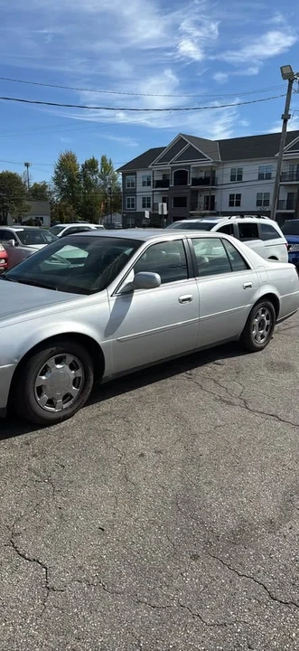 2000 Cadillac DTS - Image 5 of 12
