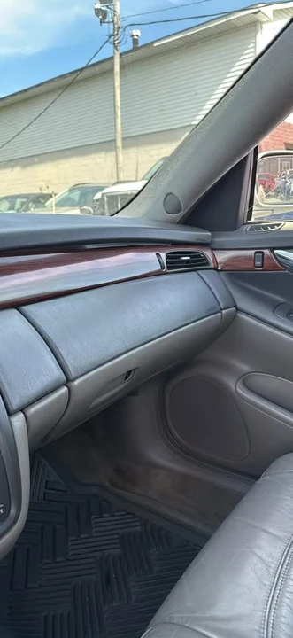 2000 Cadillac DTS - Image 12 of 12