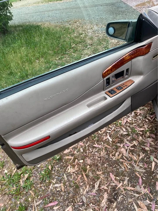 2000 Cadillac Eldorado 12th Gen - Image 5 of 7