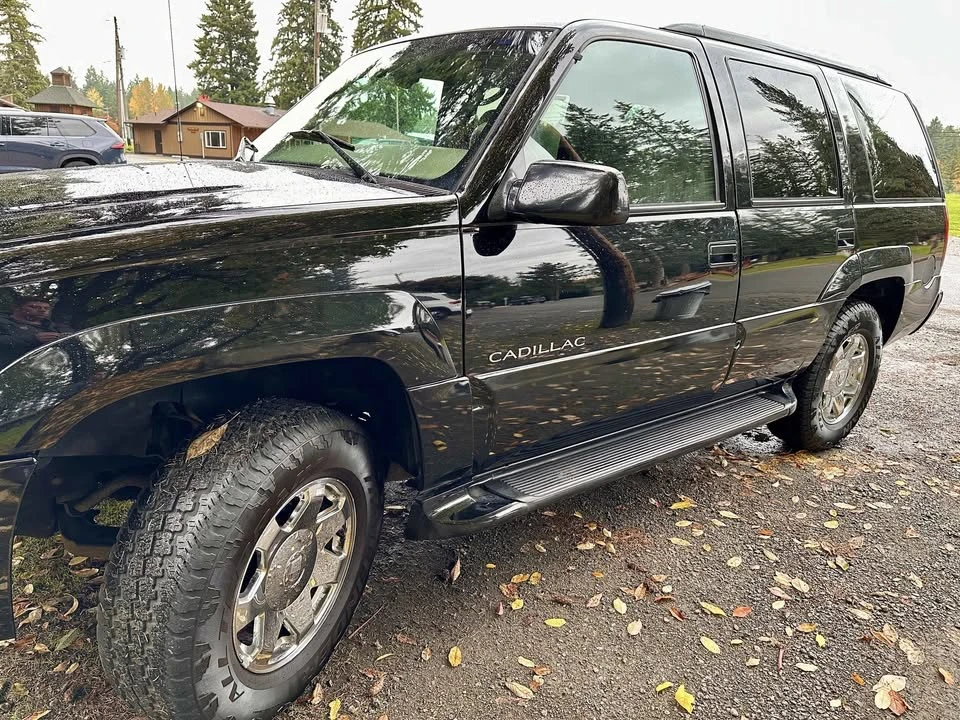 2000 Cadillac Escalade 1st Gen - Image 7 of 9