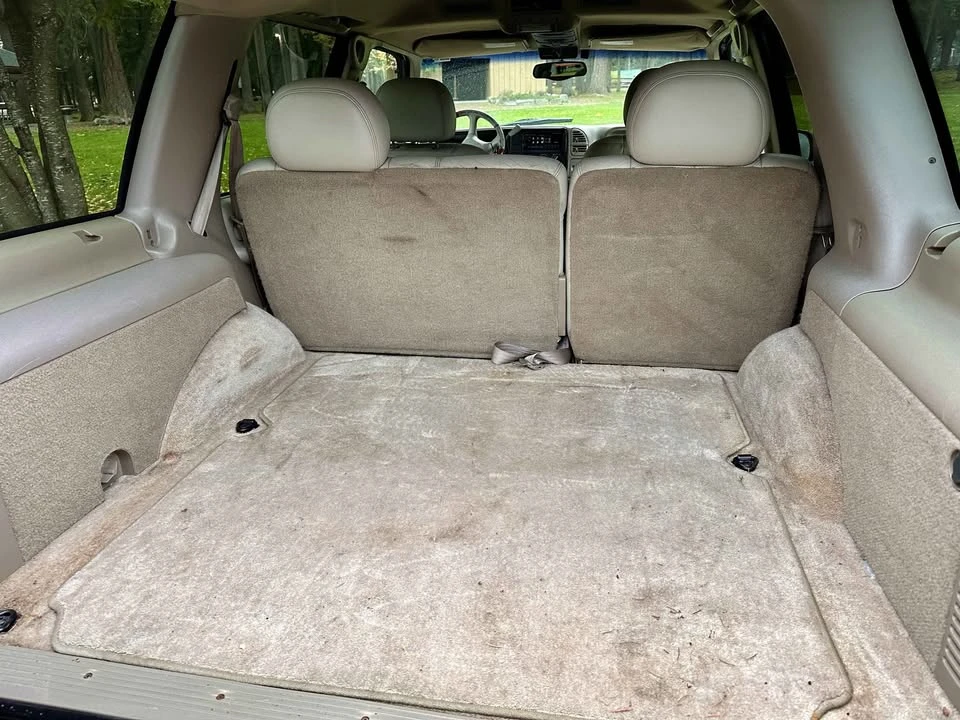2000 Cadillac Escalade 1st Gen - Image 6 of 9