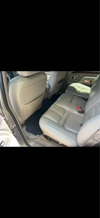 2000 Cadillac Escalade 1st Gen - Image 4 of 6