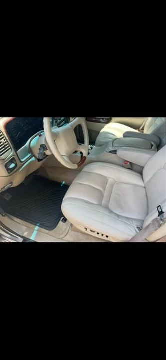 2000 Cadillac Escalade 1st Gen - Image 5 of 6