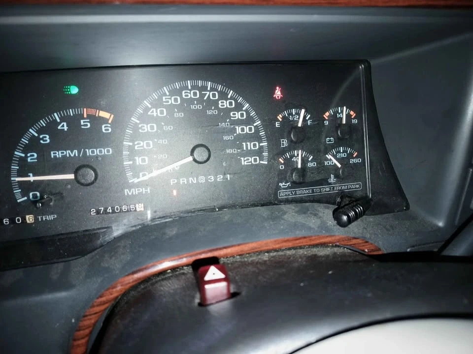 2000 Cadillac Escalade 1st Gen - Image 7 of 7
