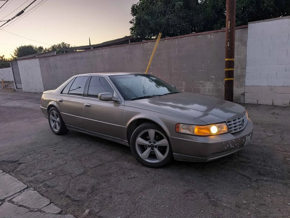 2000 Cadillac Seville - Image 3 of 10