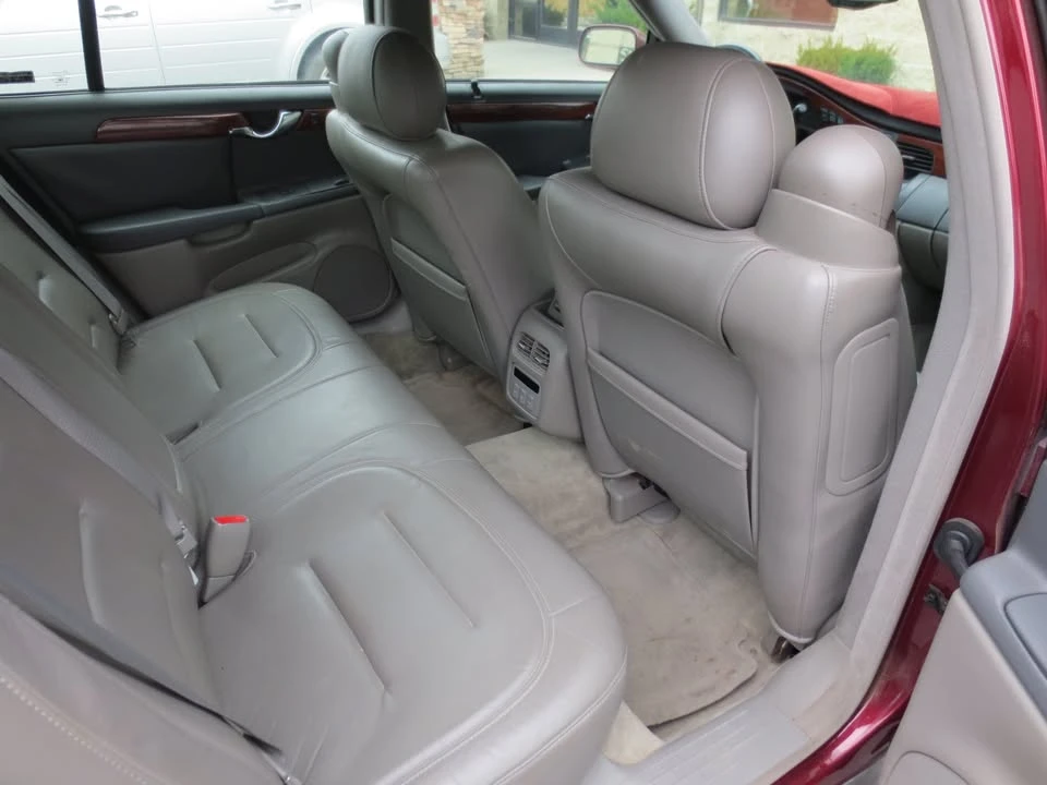 2000 Cadillac DeVille 8th Gen - Image 8 of 12