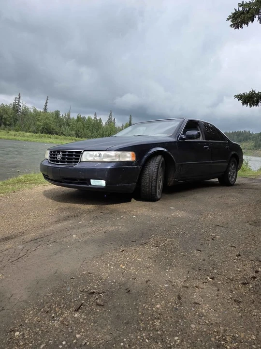 2000 Cadillac STS - Image 3 of 3