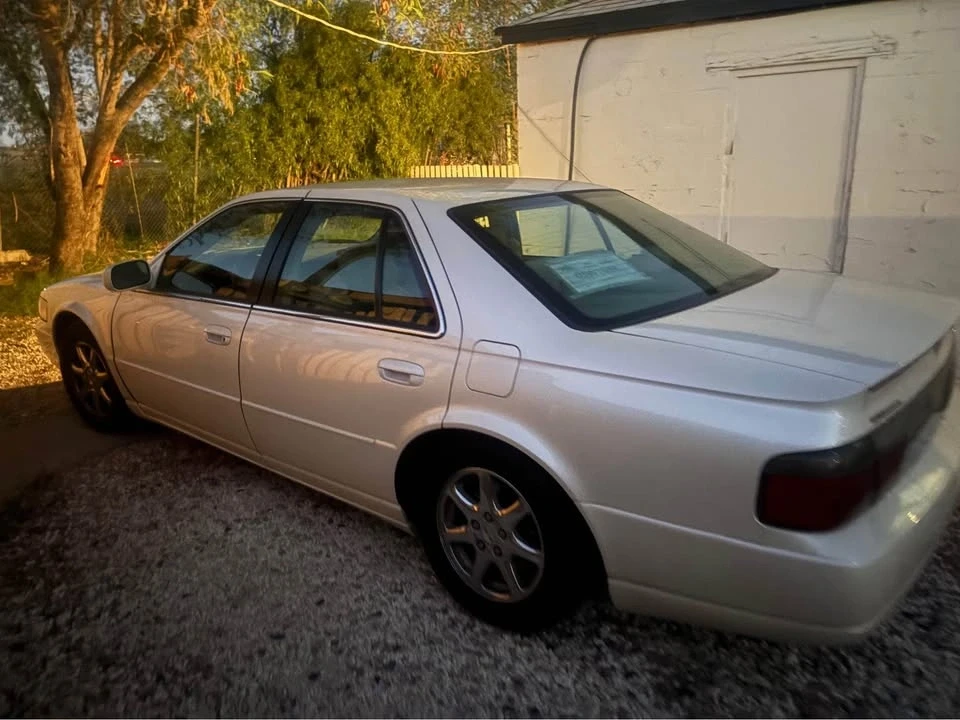 2000 Cadillac STS - Image 2 of 7