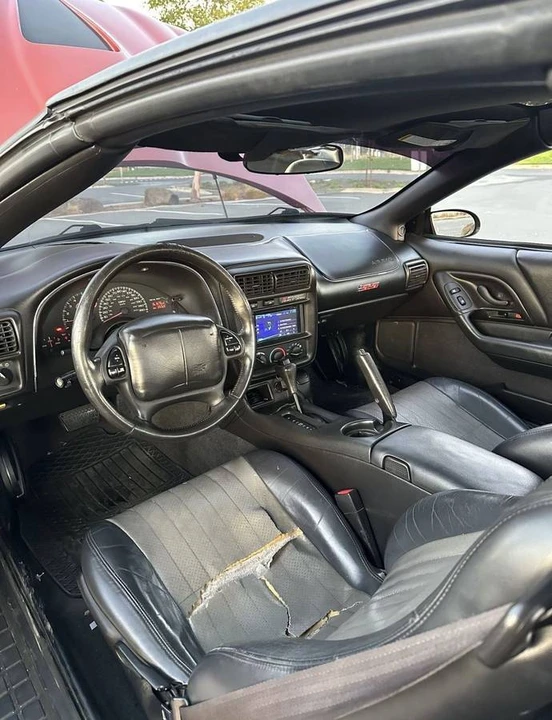 2000 Chevrolet Camaro SS 4th Gen - Image 6 of 9