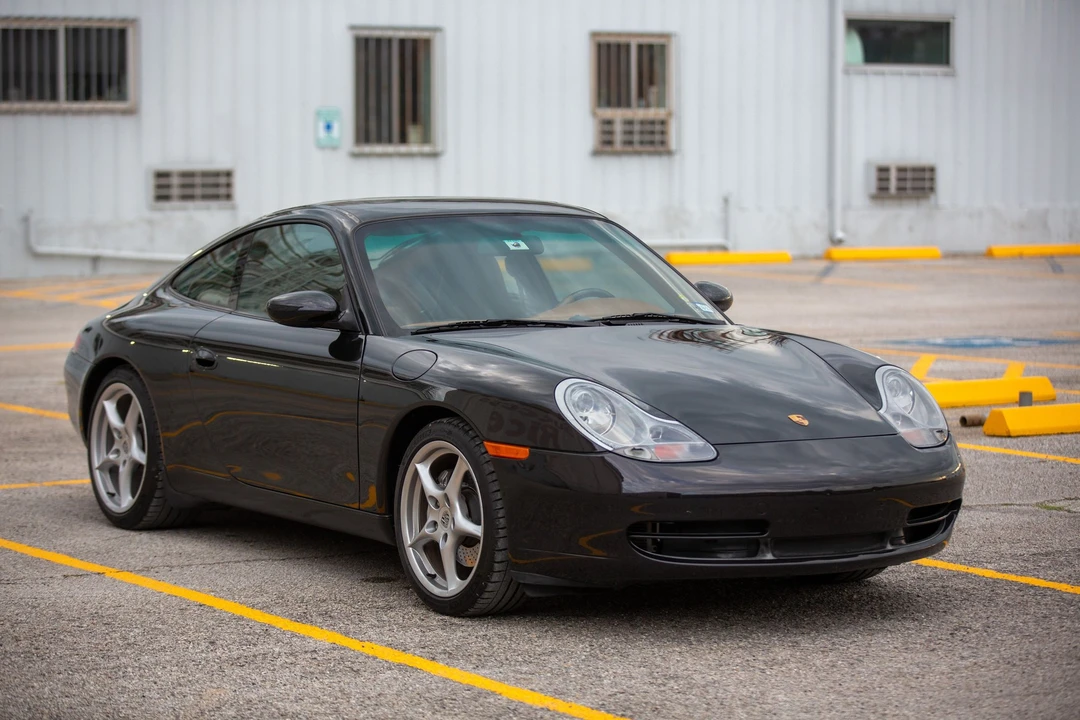2000 Porsche 996 Carrera 4 - Image 2 of 14