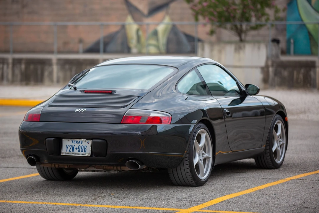 2000 Porsche 996 Carrera 4 - Image 5 of 14