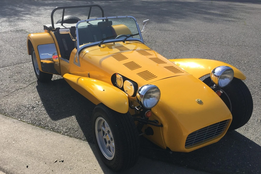 2000 Caterham Seven - Image 2 of 31