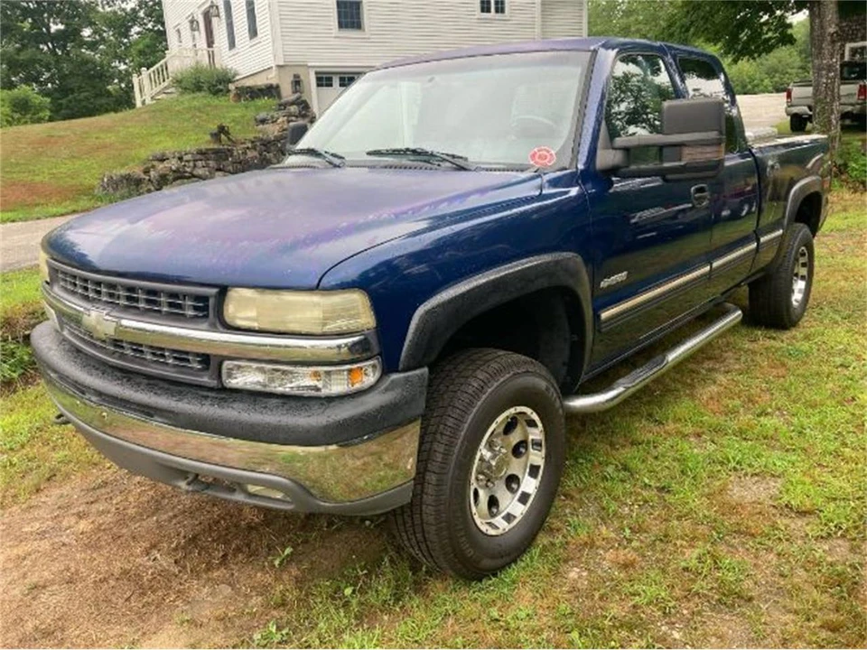 2000 Chevrolet Silverado 1st Gen - Image 3 of 6