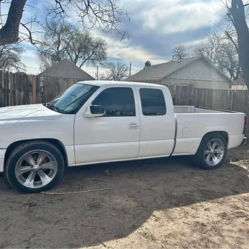 2000 Chevrolet 1500 Extended Cab Short Bed