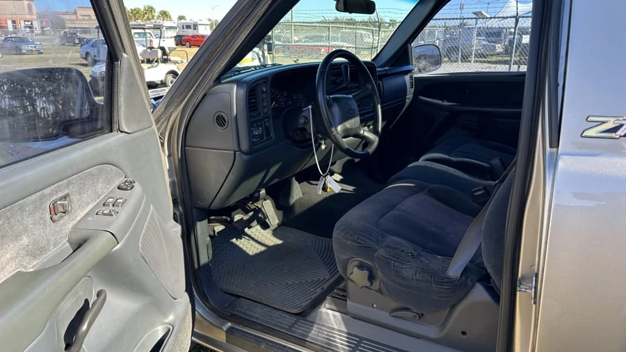 2000 Chevrolet Silverado 1st Gen - Image 5 of 6