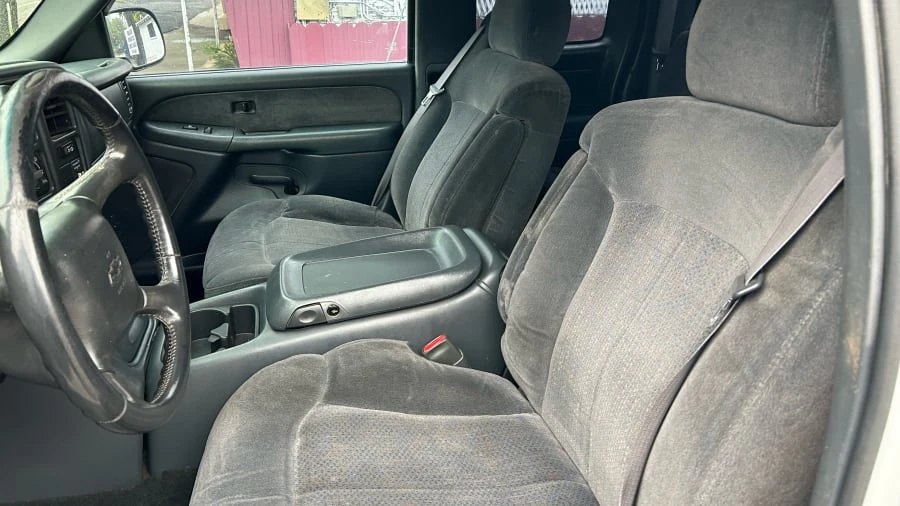 2000 Chevrolet Silverado 1st Gen - Image 3 of 6