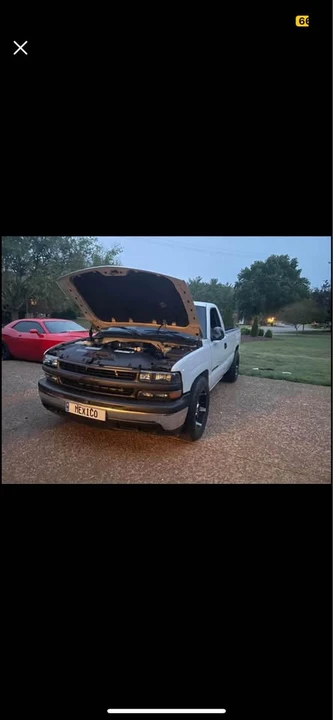 2000 Chevrolet Silverado 1st Gen - Image 2 of 6