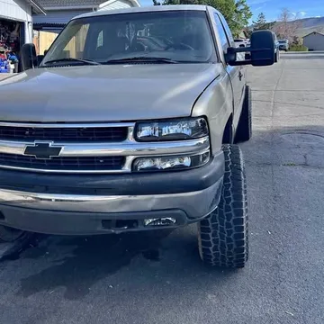 2000 Chevrolet 1500 Regular Cab Short Bed