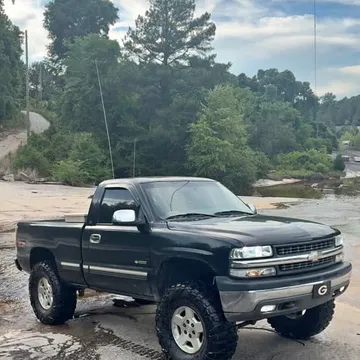 2000 Chevrolet 1500 Regular Cab Short Bed