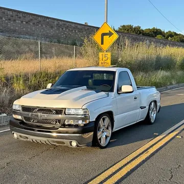 2000 Chevrolet 1500 Regular Cab Short Bed