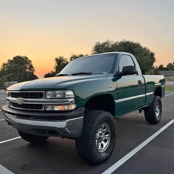 2000 Chevrolet Silverado 1500 Regular Cab Short Bed