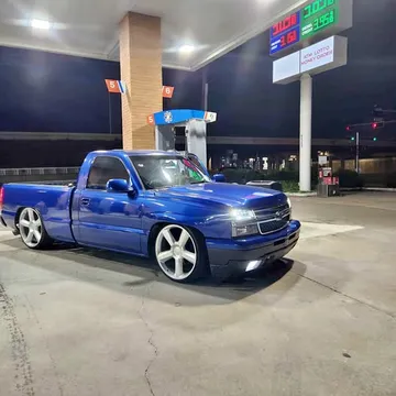2000 Chevrolet 1500 Regular Cab Short Bed