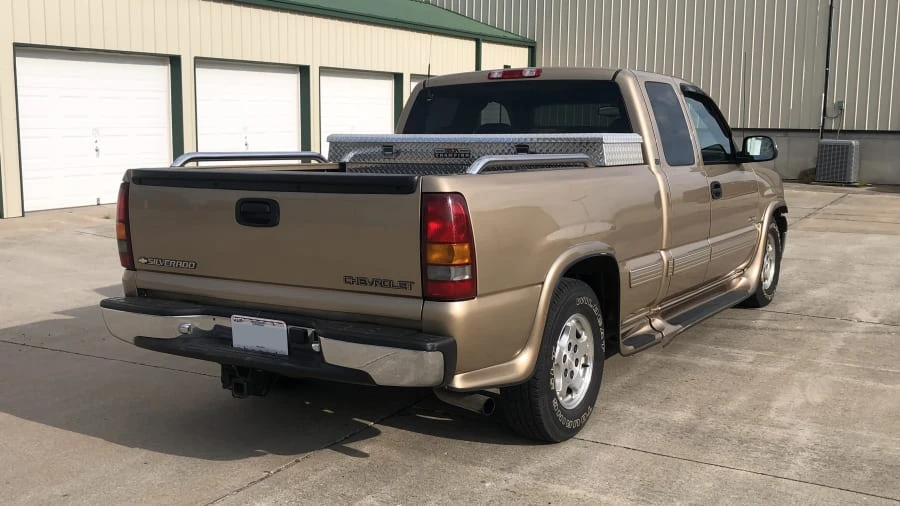 2000 Chevrolet Silverado 1st Gen - Image 9 of 9