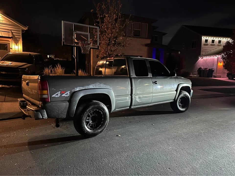 2000 Chevrolet Silverado 1st Gen - Image 4 of 10