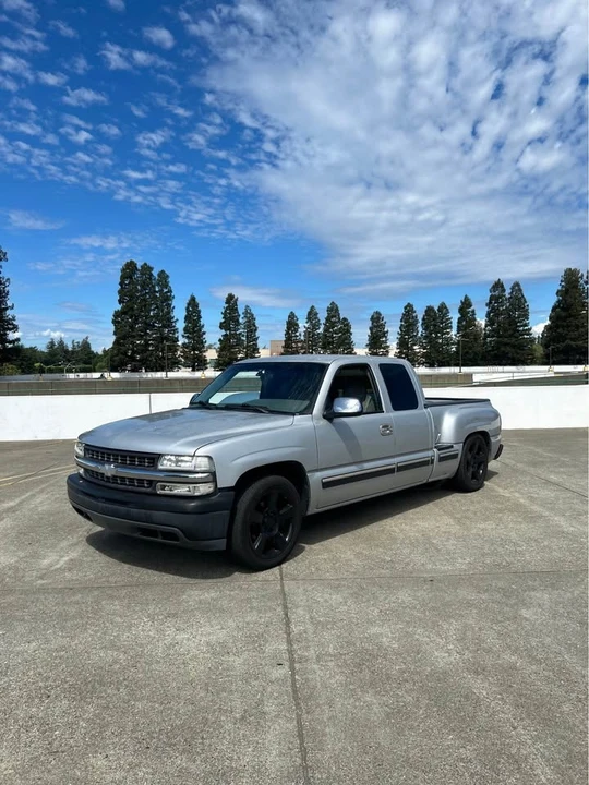 2000 Chevrolet Silverado 1st Gen - Image 8 of 11