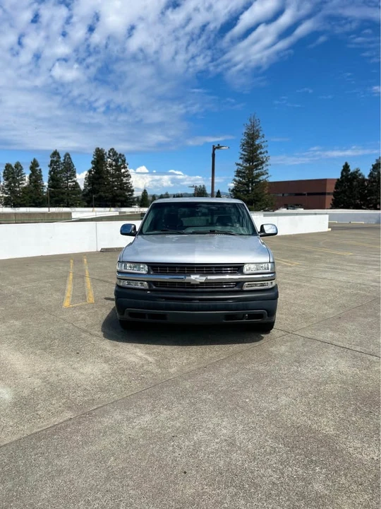 2000 Chevrolet Silverado 1st Gen - Image 7 of 11