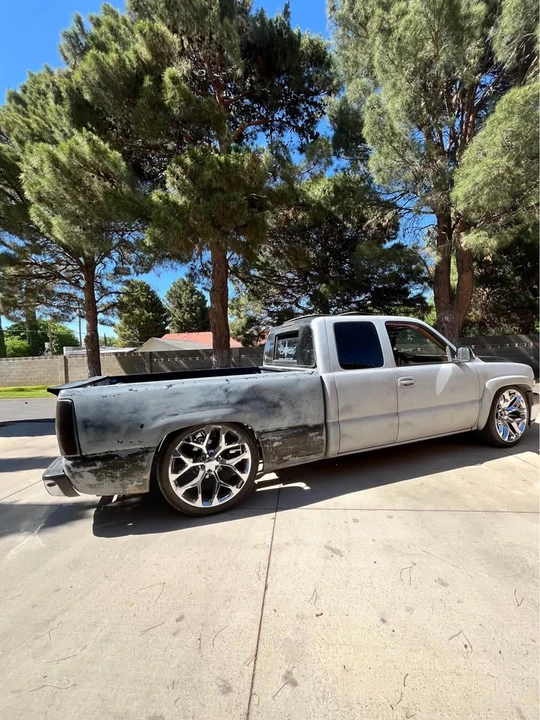2000 Chevrolet Silverado 1st Gen - Image 3 of 6