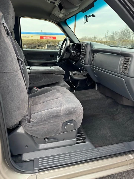 2000 Chevrolet Silverado 1st Gen - Image 6 of 20