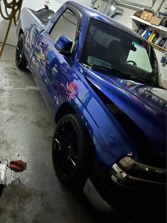 2000 Chevrolet Silverado 1st Gen - Image 4 of 10