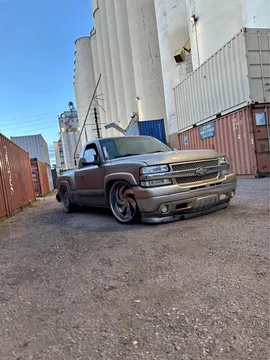 2000 Chevrolet 1500 Regular Cab Short Bed