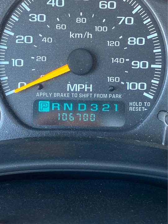 2000 Chevrolet Silverado 1st Gen - Image 3 of 8