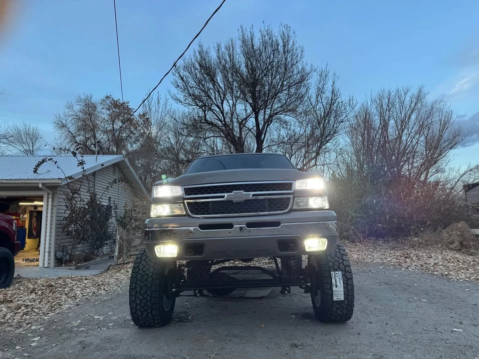 2000 Chevrolet Silverado 1st Gen - Image 4 of 19