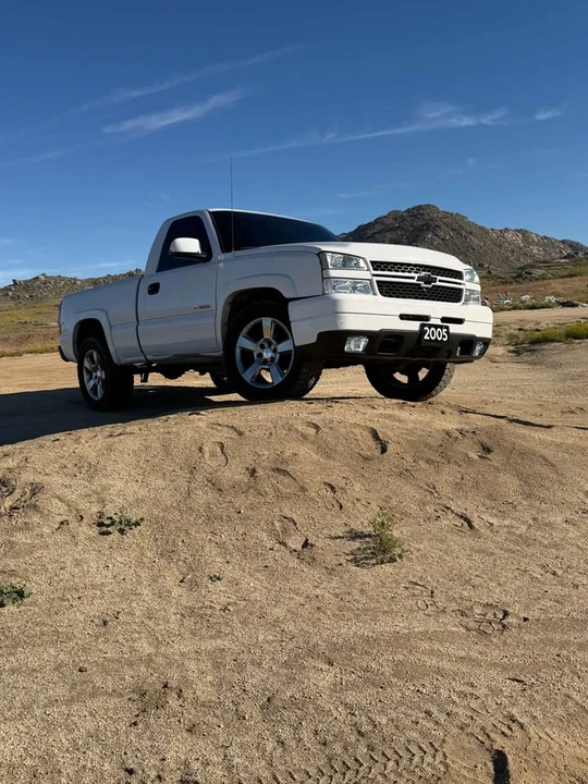2000 Chevrolet Silverado 1st Gen - Image 6 of 6