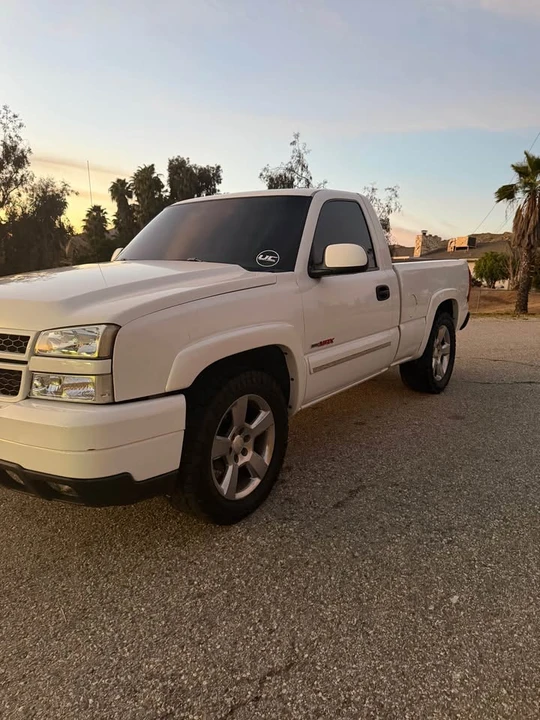 2000 Chevrolet Silverado 1st Gen - Image 4 of 6