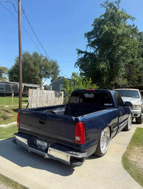 2000 Chevrolet Silverado 1st Gen - Image 5 of 6