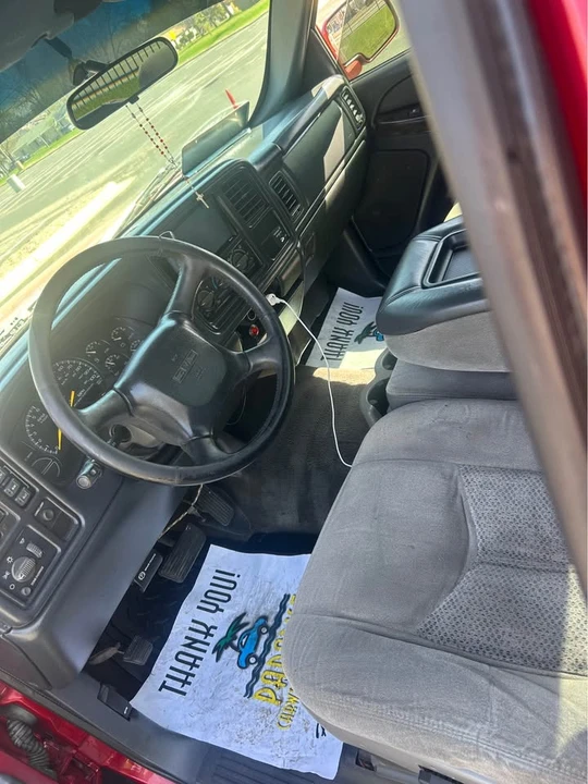 2000 Chevrolet Silverado 1st Gen - Image 3 of 7