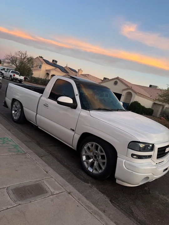 2000 Chevrolet Silverado 1st Gen - Image 4 of 4
