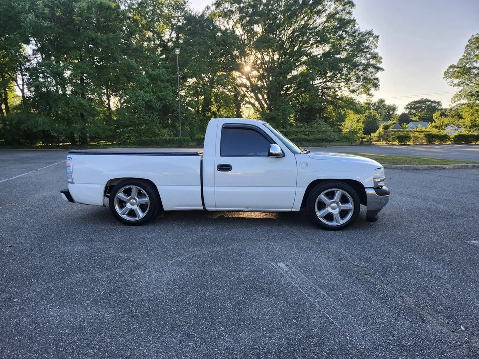 2000 Chevrolet Silverado 1st Gen - Image 4 of 11