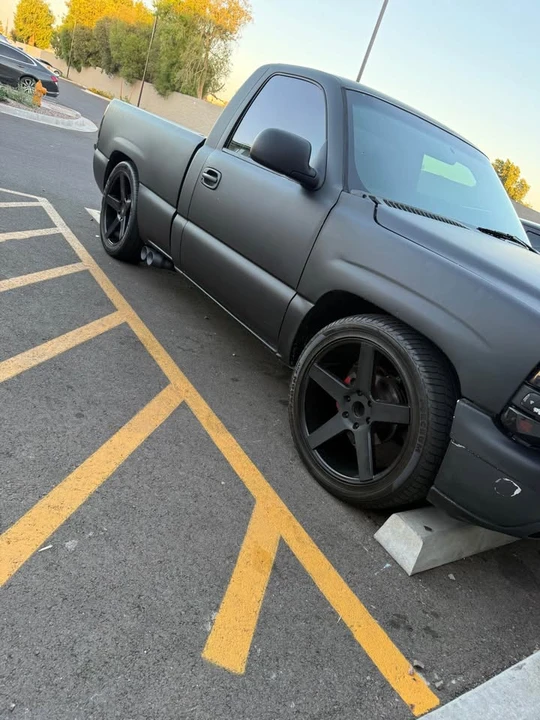 2000 Chevrolet Silverado 1st Gen - Image 2 of 8