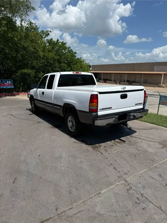2000 Chevrolet Silverado 1st Gen - Image 2 of 6