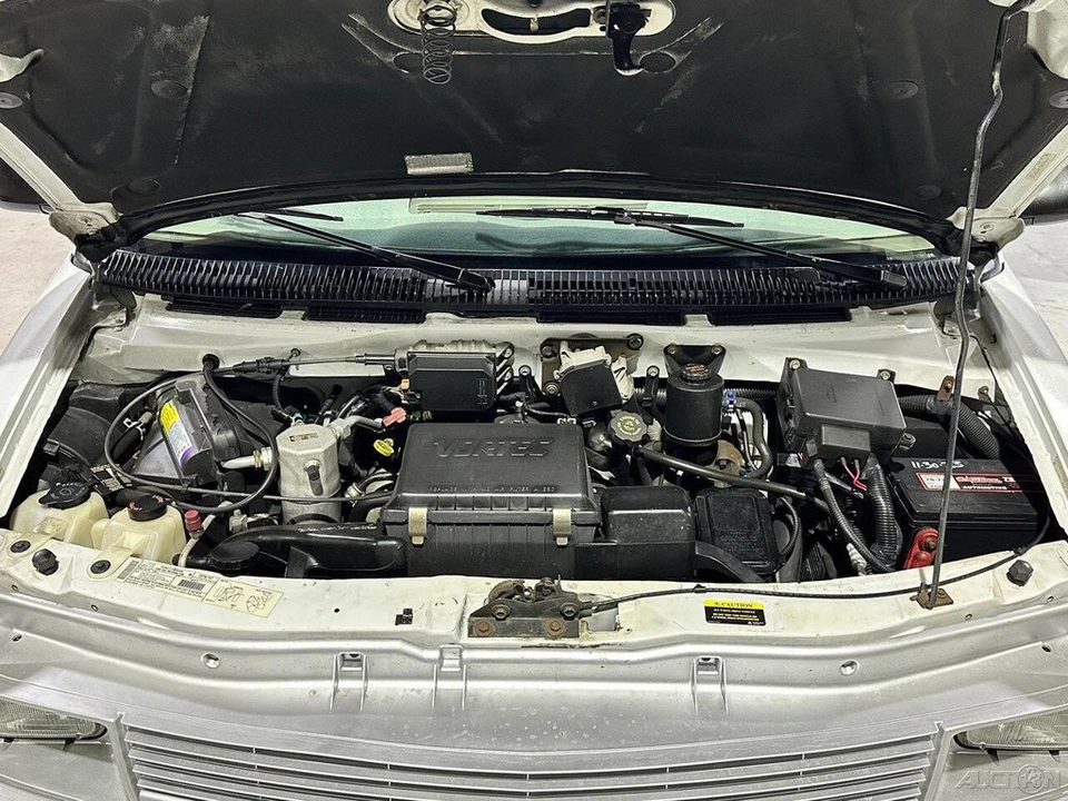 2000 Chevrolet Astro - Image 14 of 21