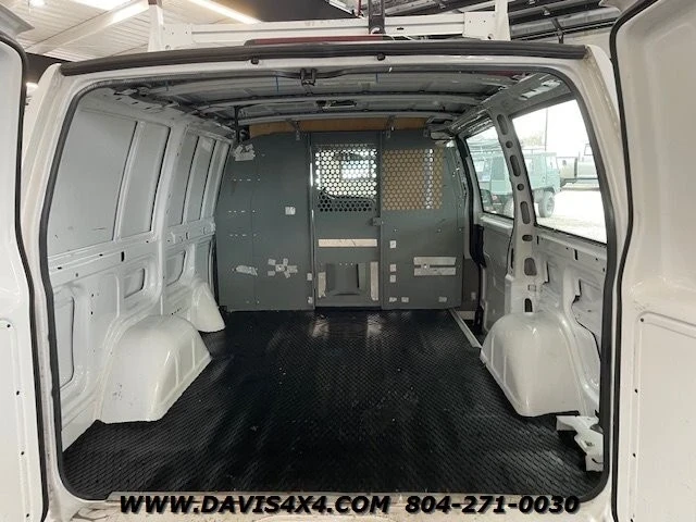 2000 Chevrolet Astro - Image 10 of 12