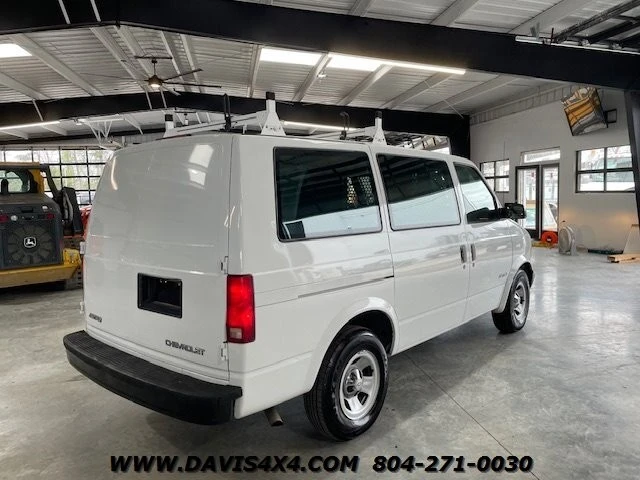 2000 Chevrolet Astro - Image 5 of 12