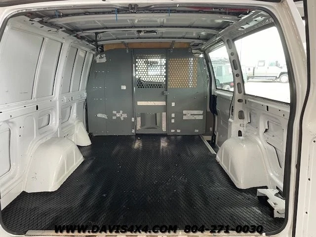 2000 Chevrolet Astro - Image 7 of 12