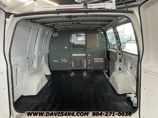 2000 Chevrolet Astro - Image 10 of 12